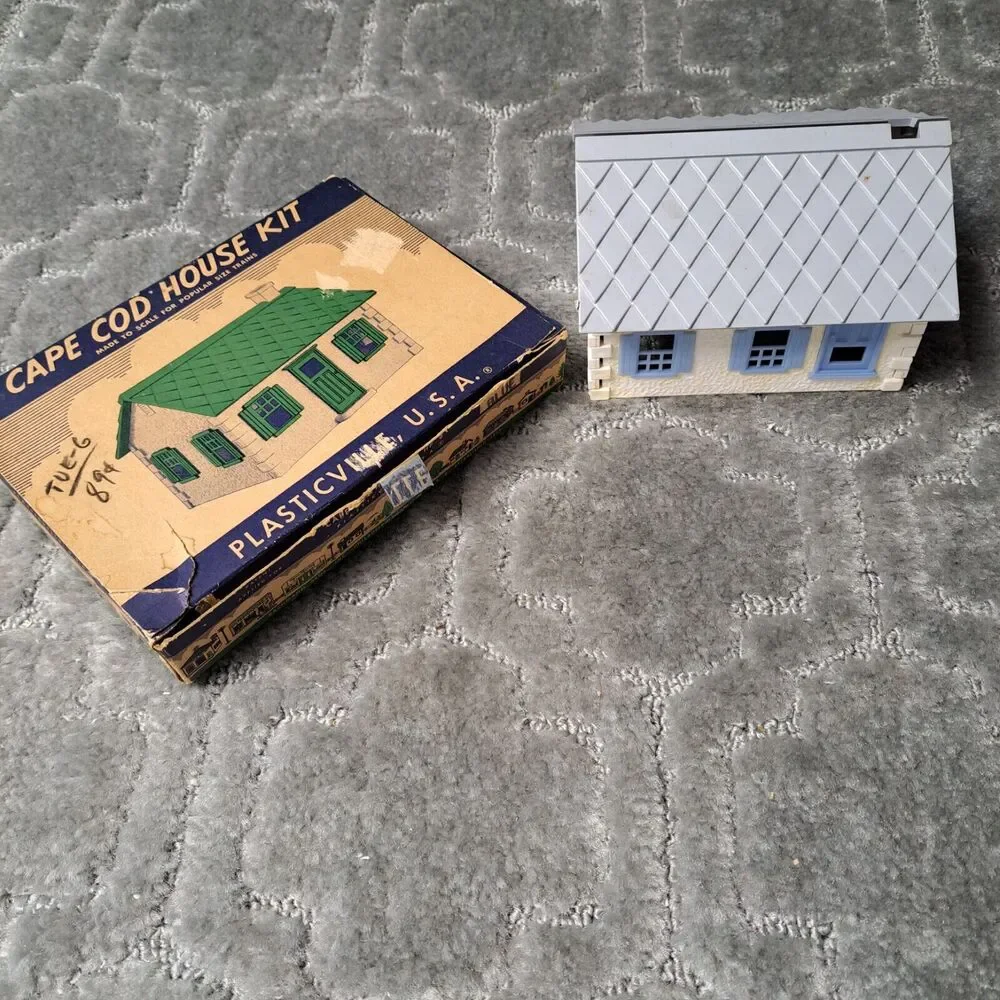 Vtg Plasticville Cape Cod House Kit USA HP-9 TRAIN ACCESSORY Hobby Collector HTF